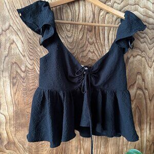 Like-New Urban Outfitters Keyhole Ruffle Top in Black, Size Small